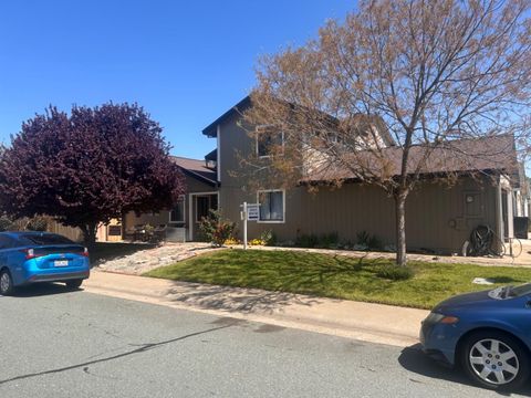 9333 Aizenberg Circle, Elk Grove, CA 95624 - MLS#: 225041906