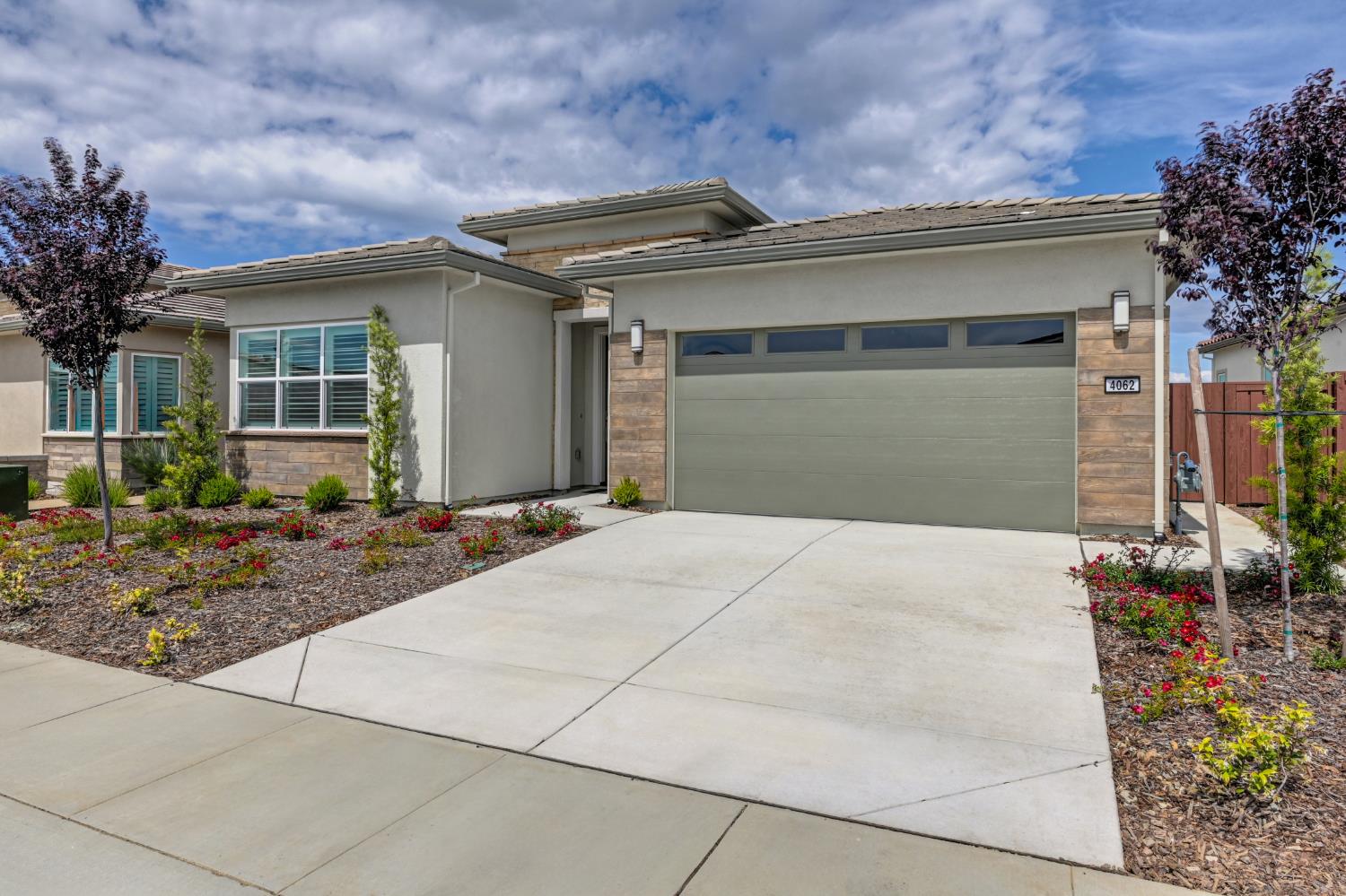 4062 Emerald Glen Lane