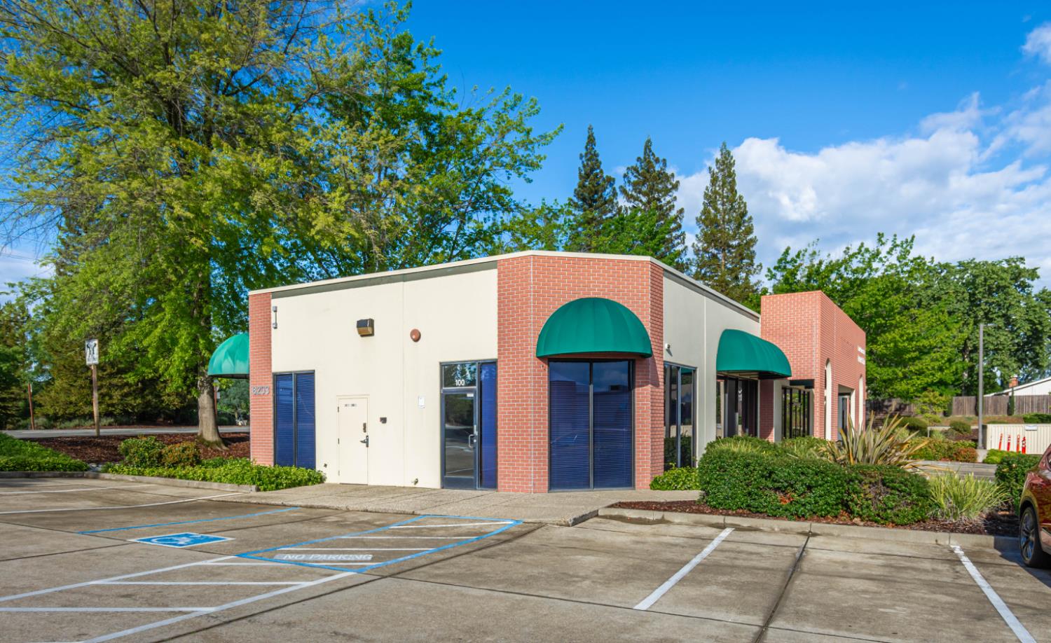 8203 Sierra College Boulevard