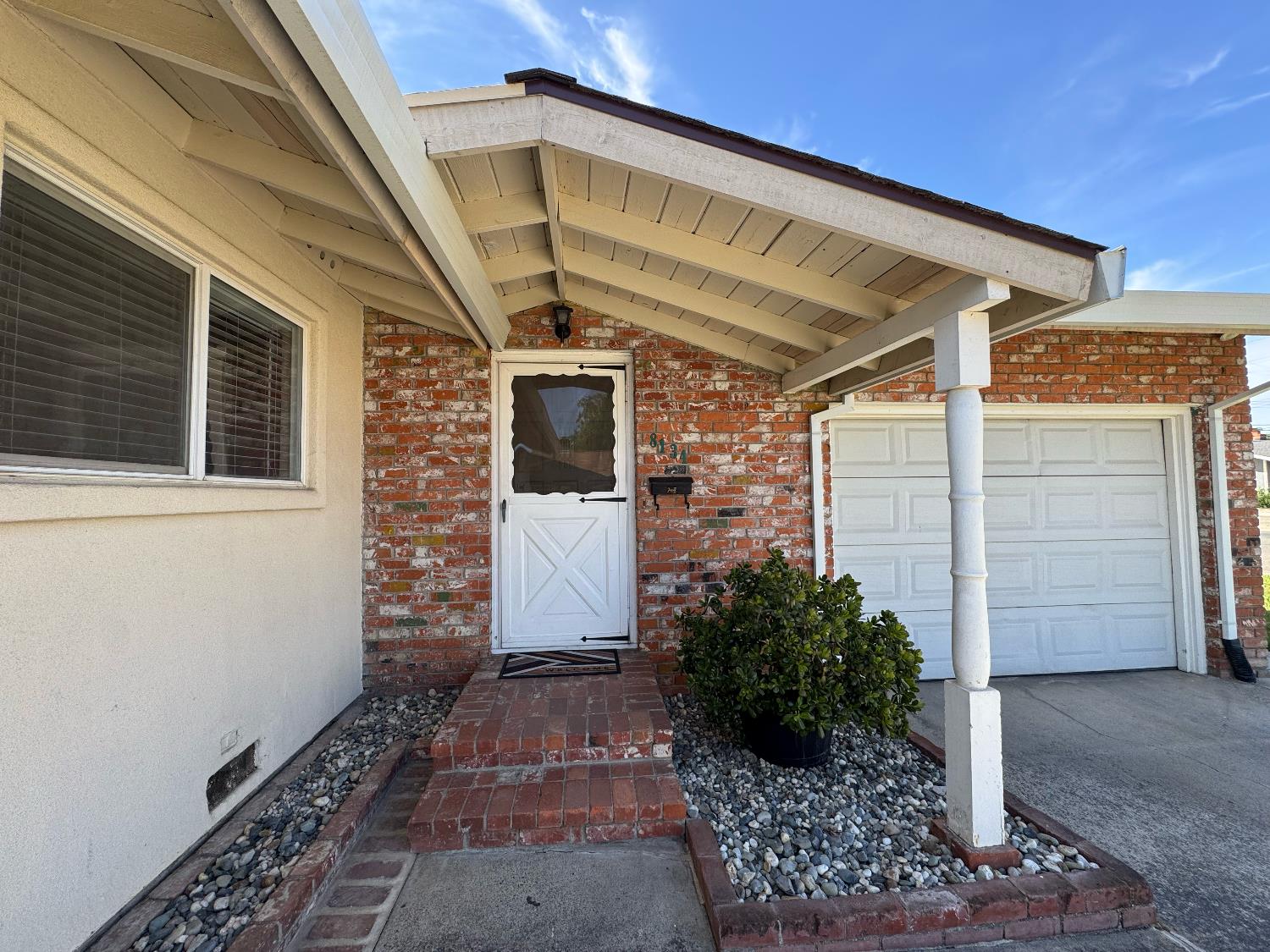 8134 Lichen Drive