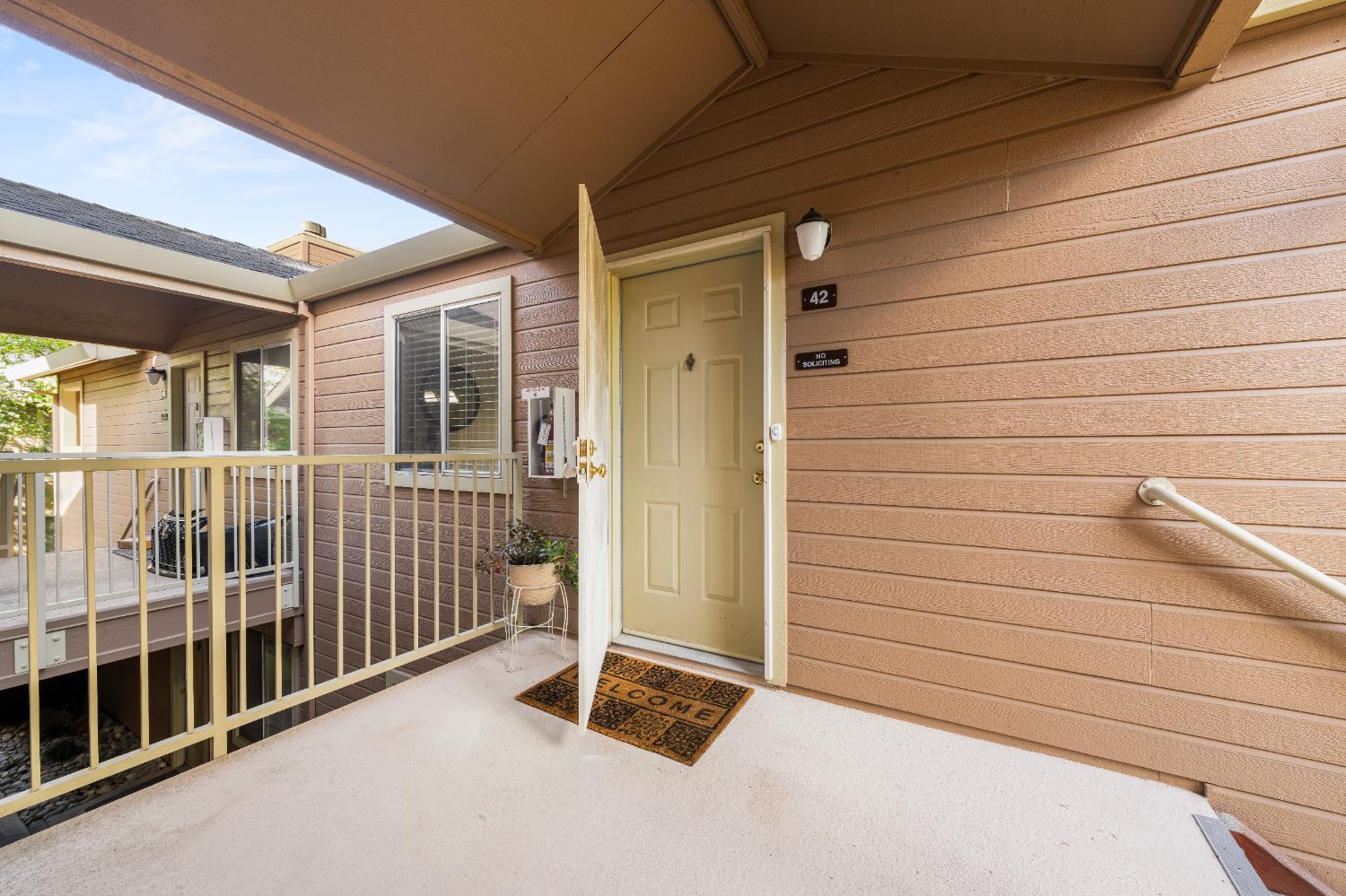 11150 Trinity River Drive 42