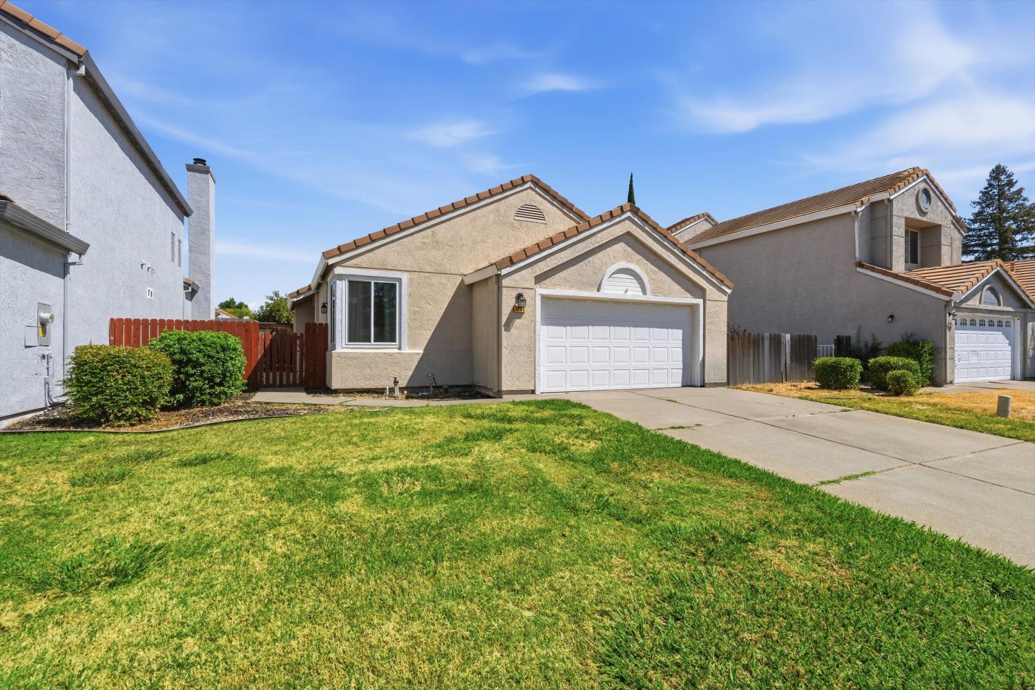 1253 Arbor Court