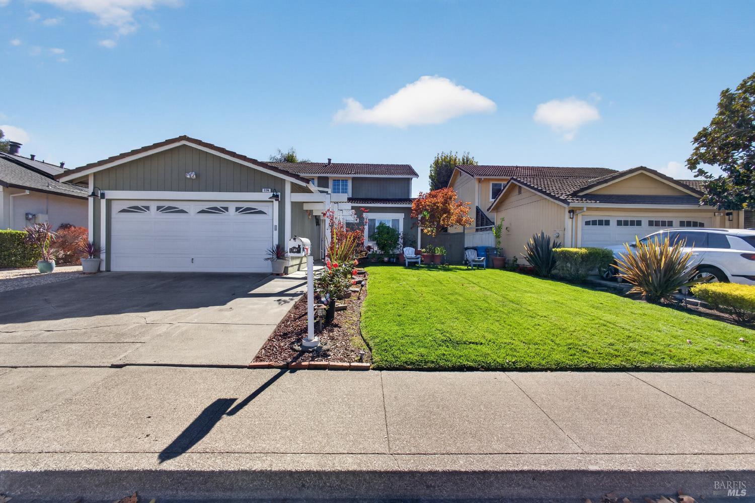 236 Banff Way