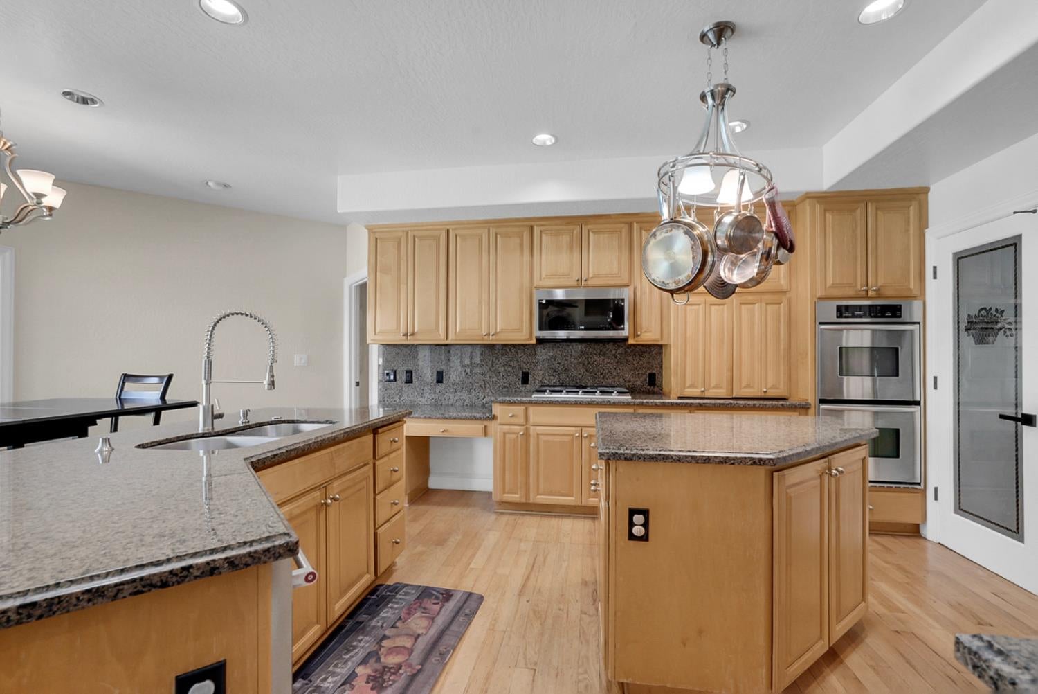 2609 Rembrandt Place