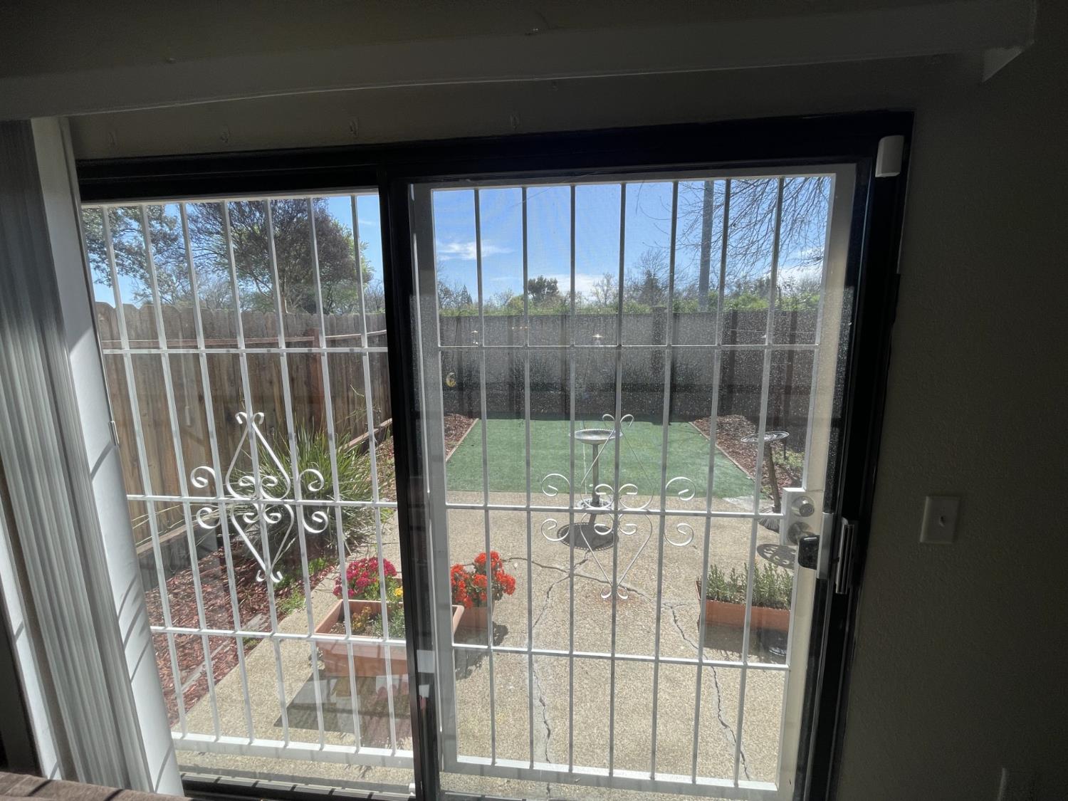 2264 Piccardo Circle