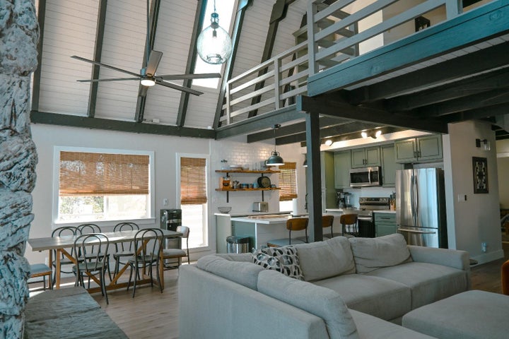 Photo 1 of 16 — 4220 Tomahawk Trail, Copperopolis, CA 95228