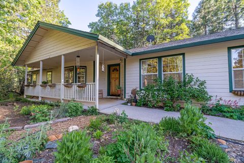 MLS: 225041537