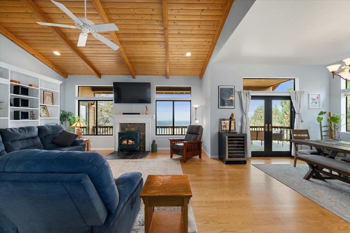 7410 White Oak Drive