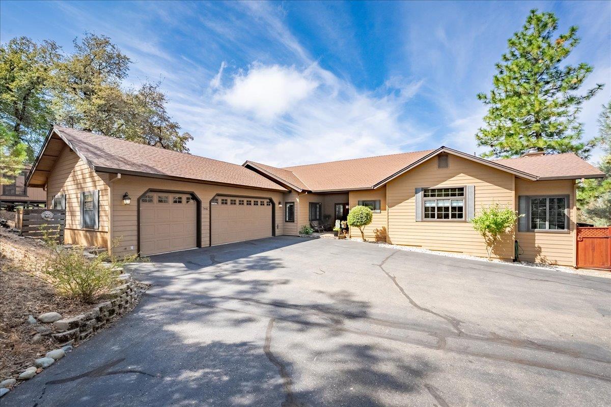 7410 White Oak Drive