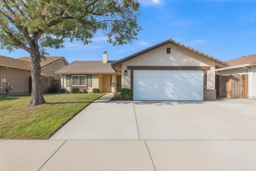 Photo of 3505 Havenwood Way, Ceres, CA 95307 (MLS # 225140907)