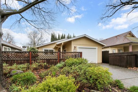 2144 Calaveras Avenue Davis CA 95616