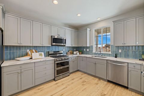 3279 Rugnao Way Manteca CA 95337