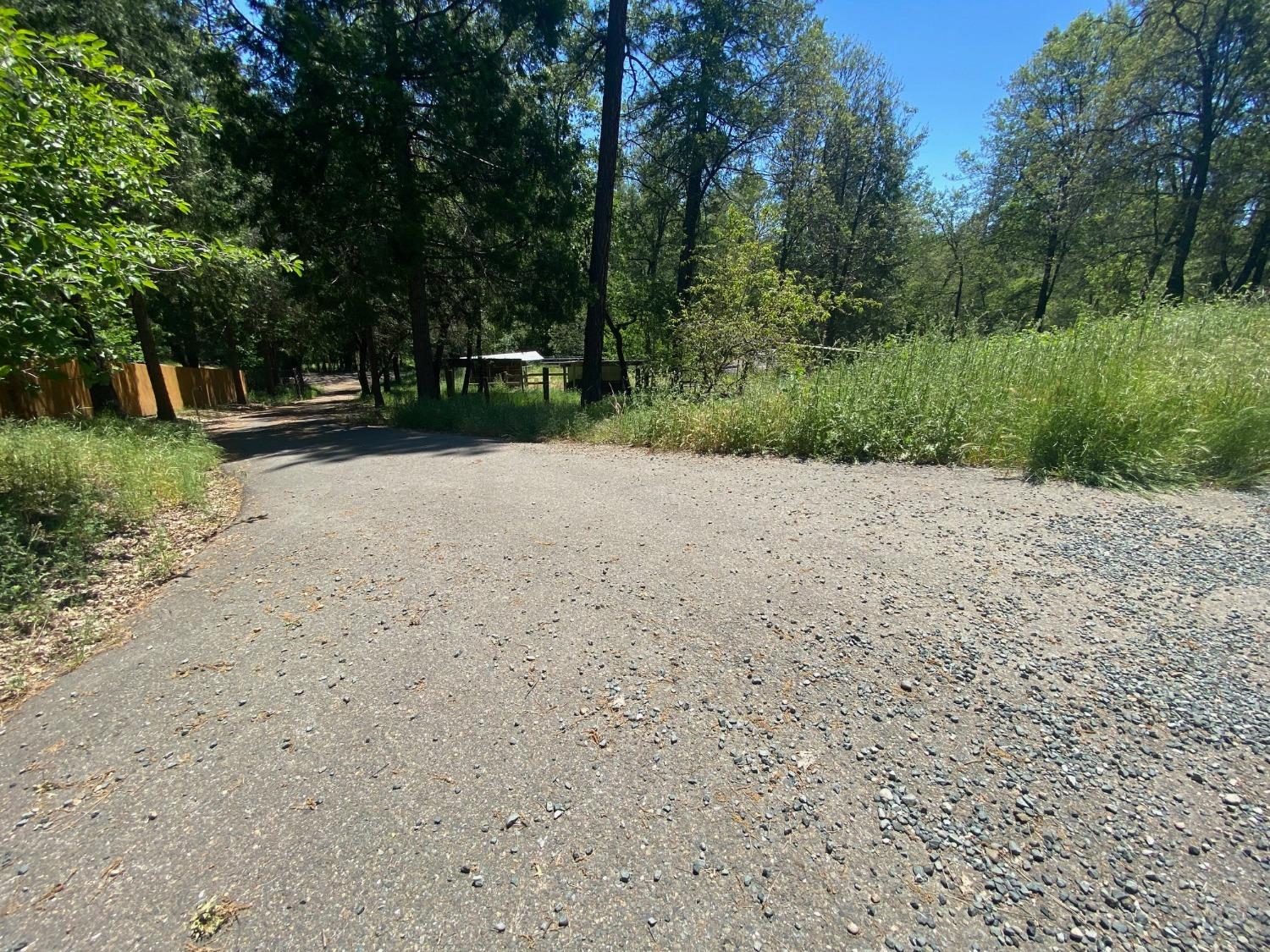 Dobbins, California 95935, United States, 2 Bedrooms Bedrooms, ,3 BathroomsBathrooms,Residential,Active,8825