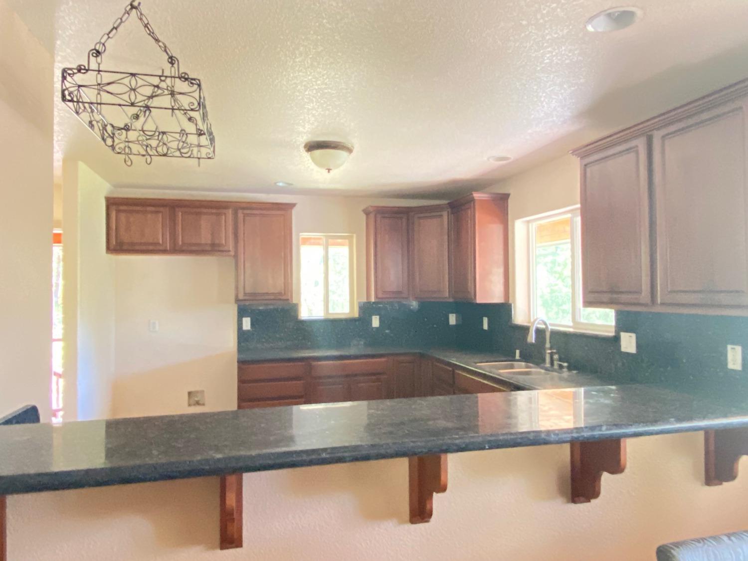 Dobbins, California 95935, United States, 2 Bedrooms Bedrooms, ,3 BathroomsBathrooms,Residential,Active,8825