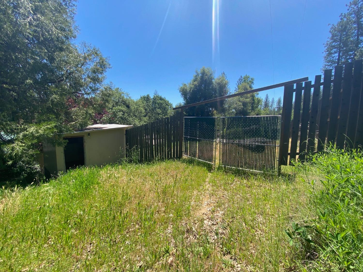 Dobbins, California 95935, United States, 2 Bedrooms Bedrooms, ,3 BathroomsBathrooms,Residential,Active,8825