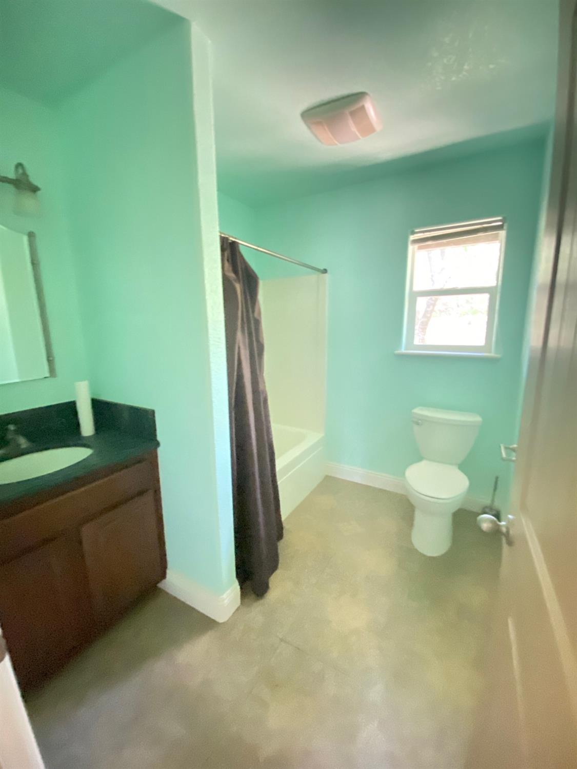 Dobbins, California 95935, United States, 2 Bedrooms Bedrooms, ,3 BathroomsBathrooms,Residential,Active,8825