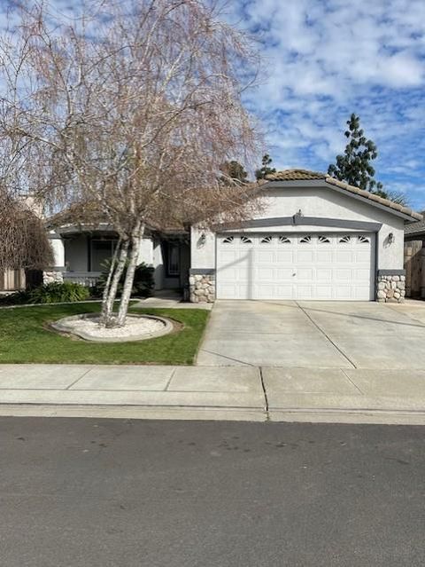 196 Dyer Avenue Manteca CA 95336
