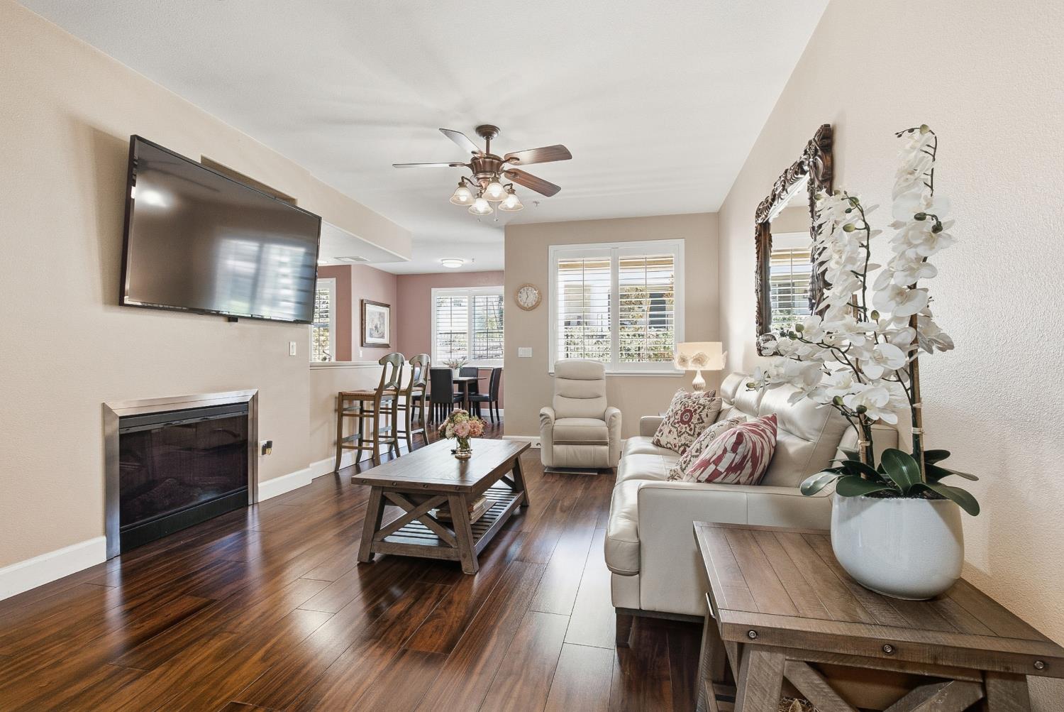 1501 Secret Ravine Pw 1617