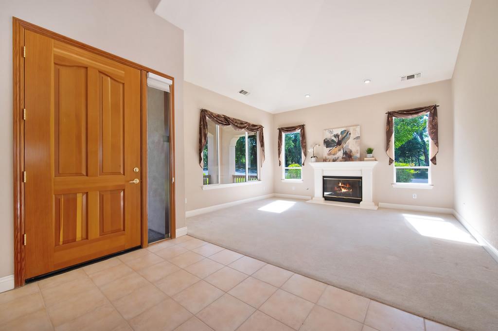 11441 White Doe Court