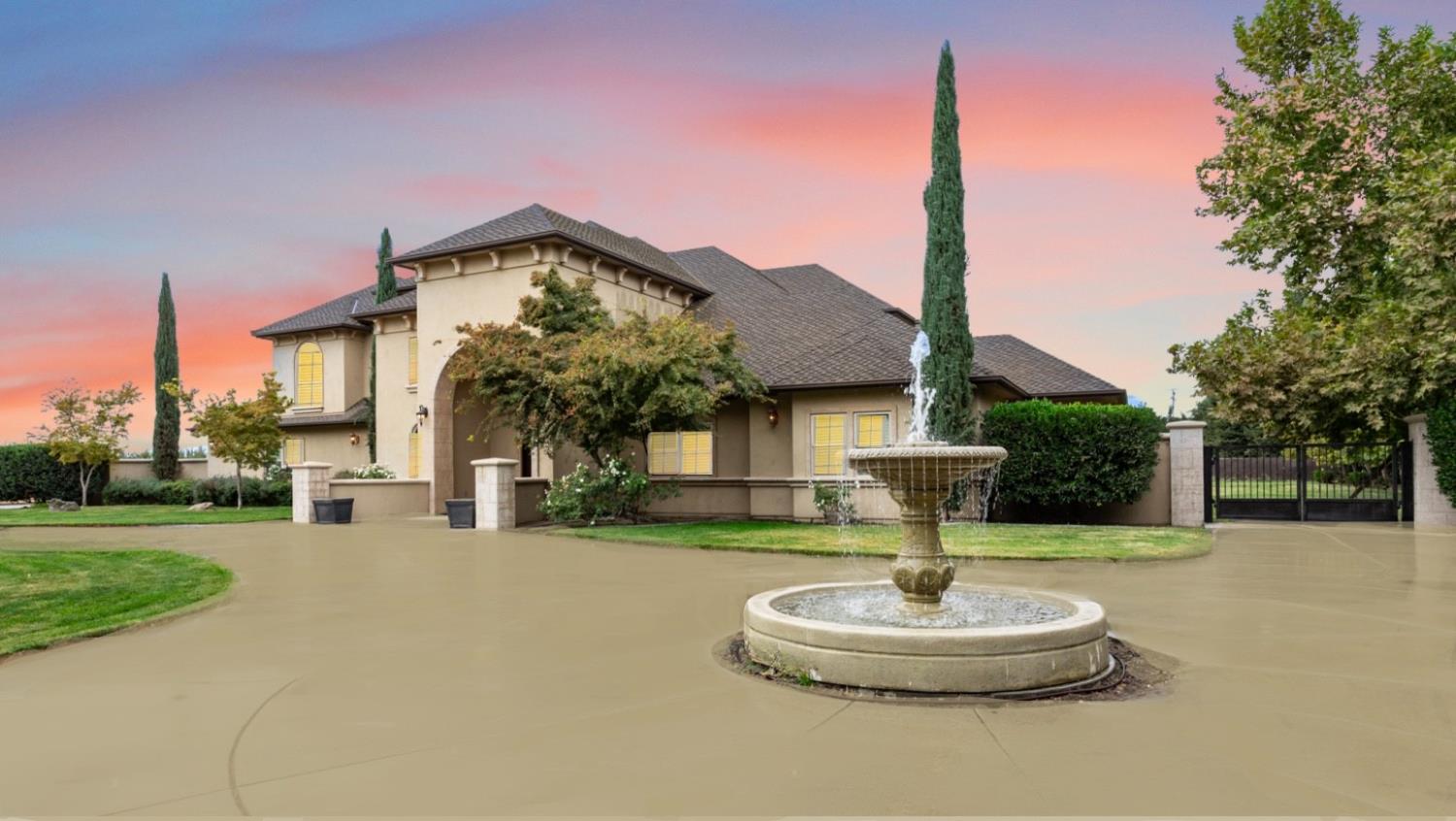10107 N Oaks Court
