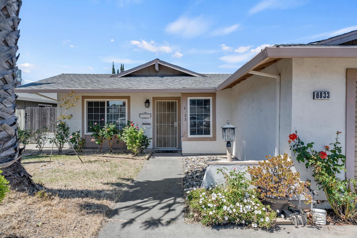 6833 SANDROCK Way