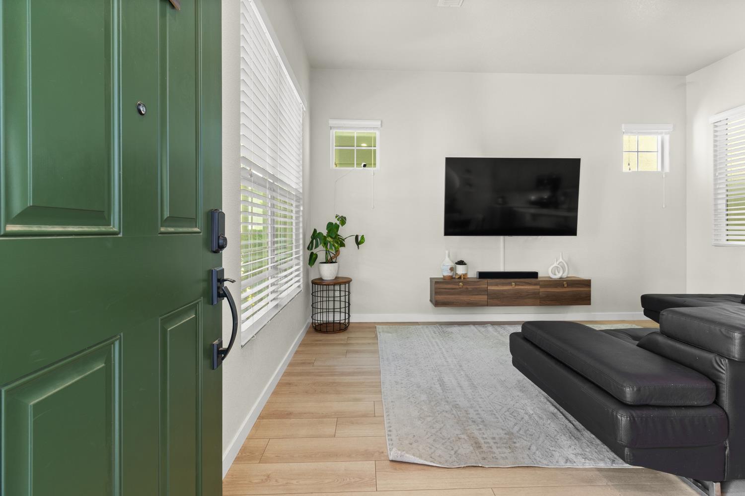 3286 Owl Court