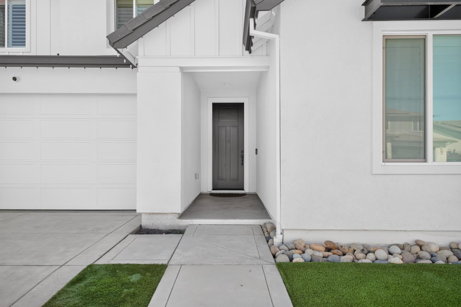2978 Mulholland Drive