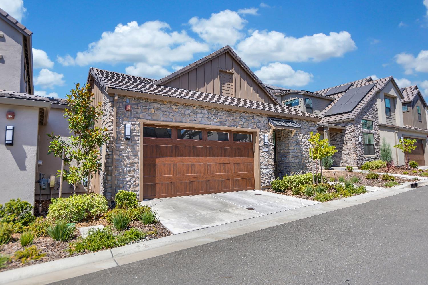 7080 Soleil Way