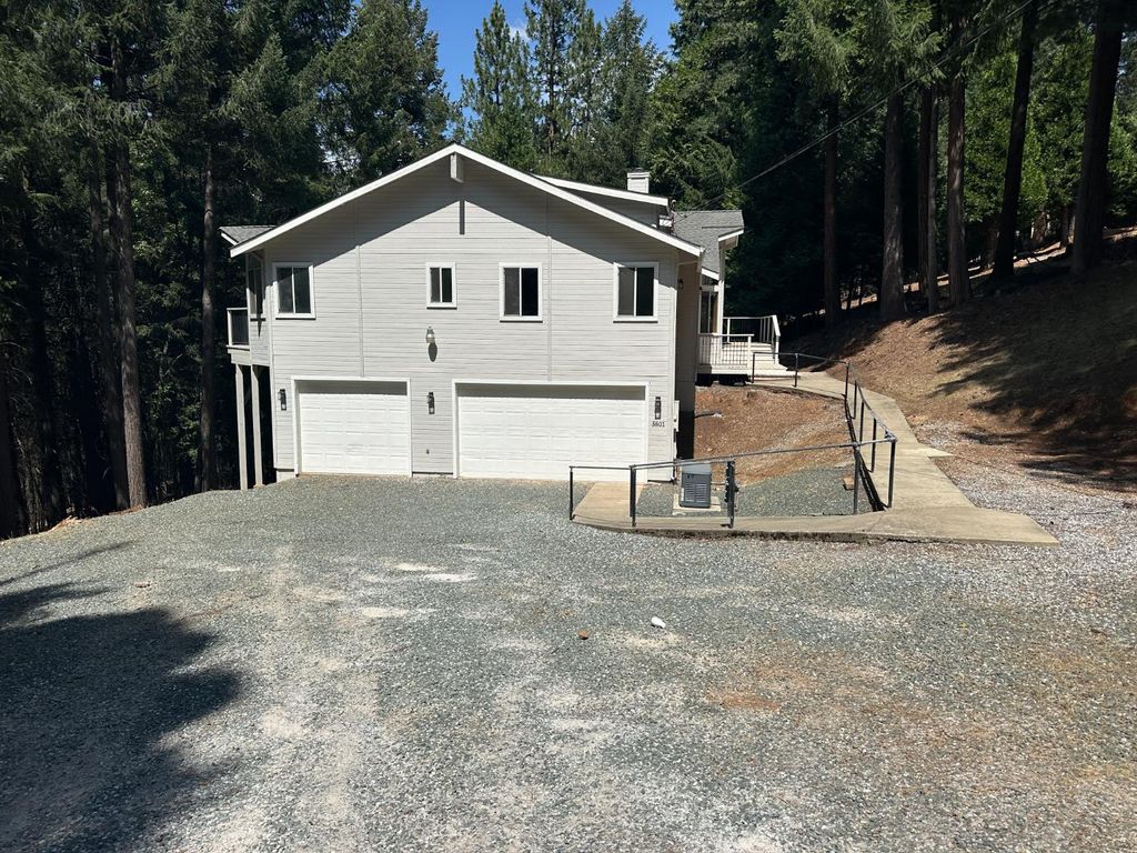 Photo of 5801 Lupin Lane, Pollock Pines, CA 95726 (MLS # 225132354)