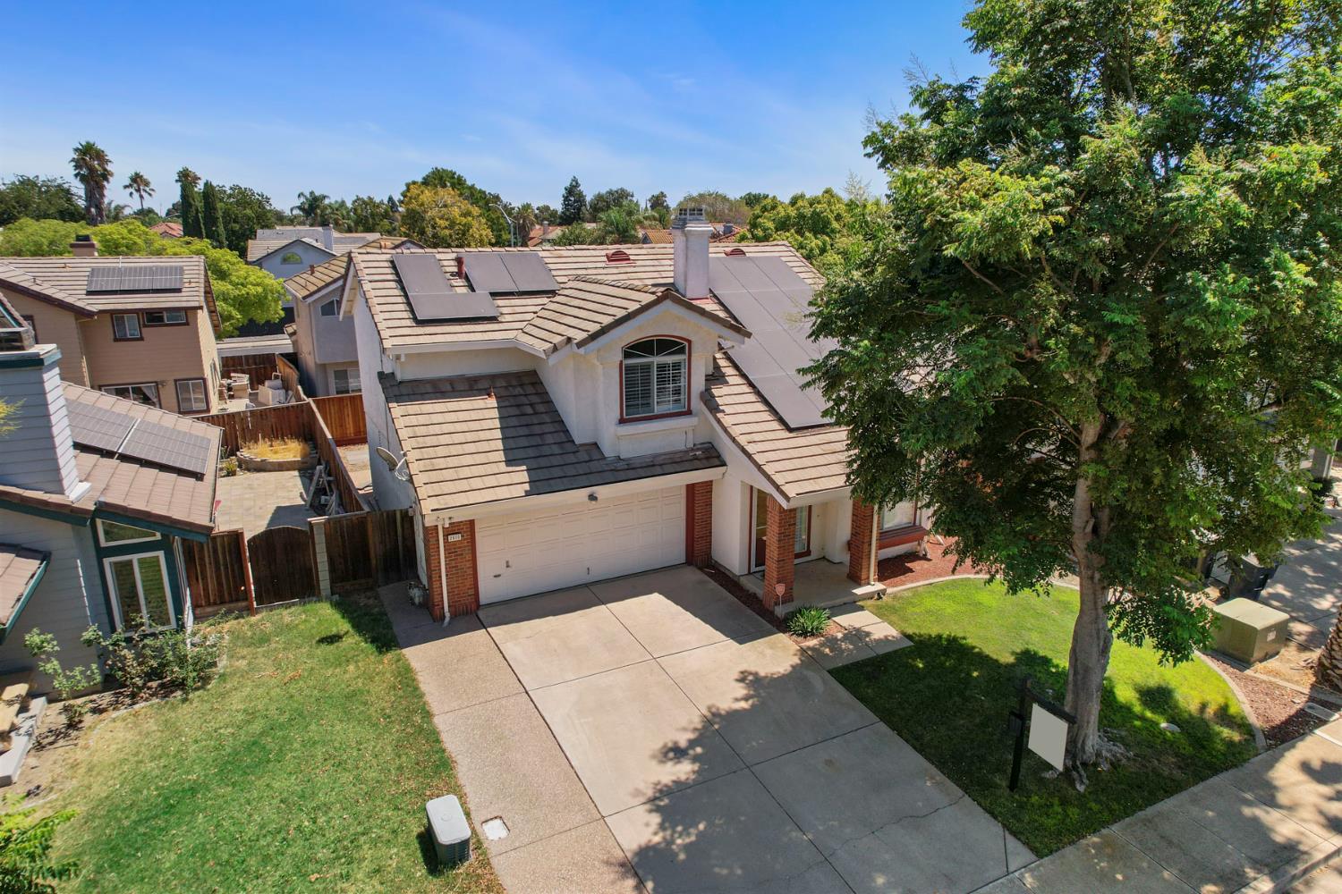 2610 Meadow Brook Lane