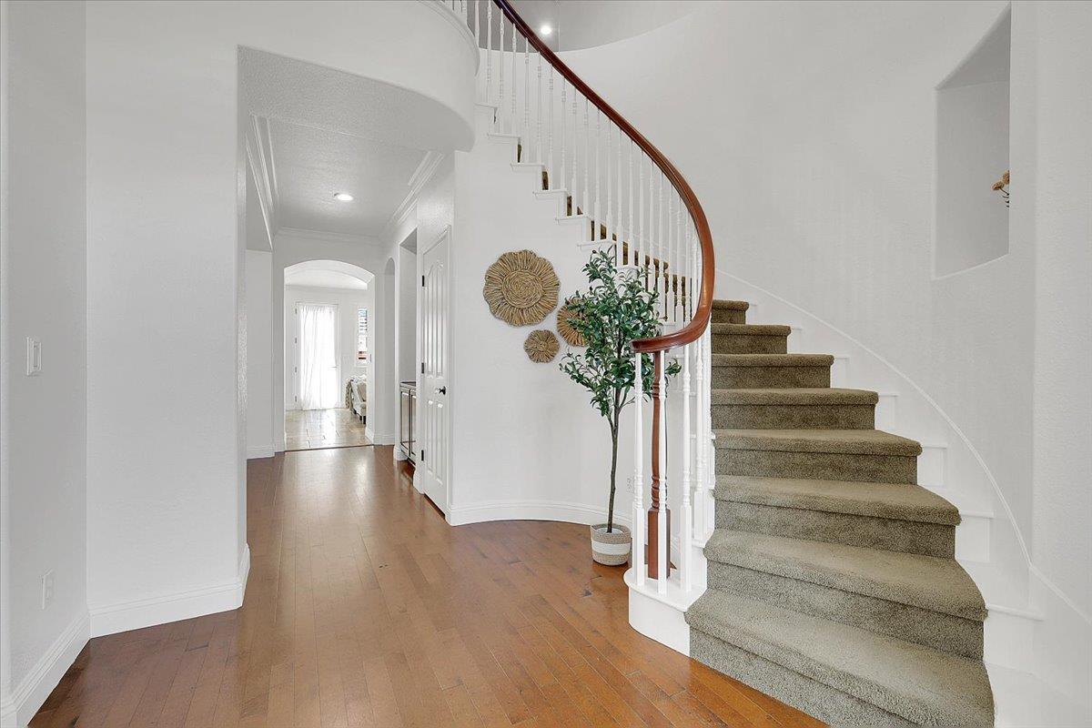 6820 Cherry Ridge Circle