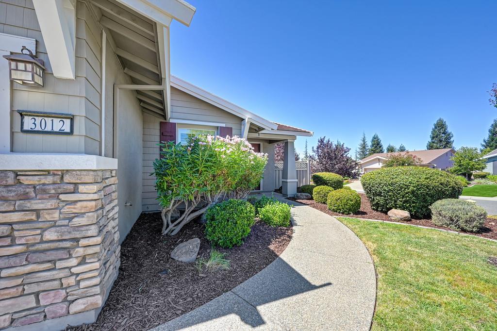 3012 Black Hawk Lane