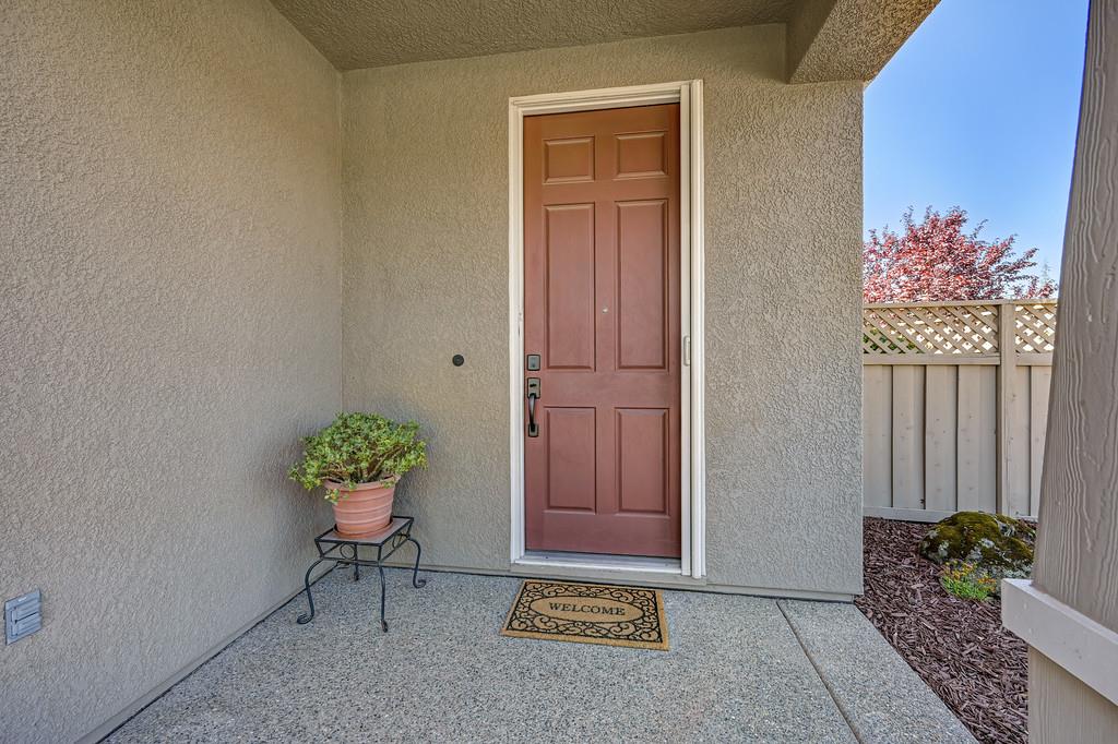 3012 Black Hawk Lane