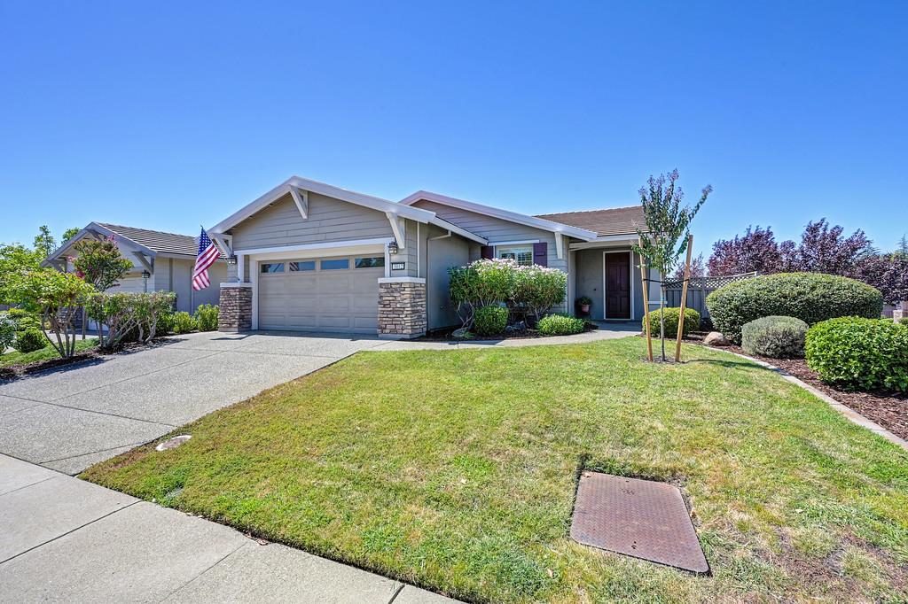 3012 Black Hawk Lane