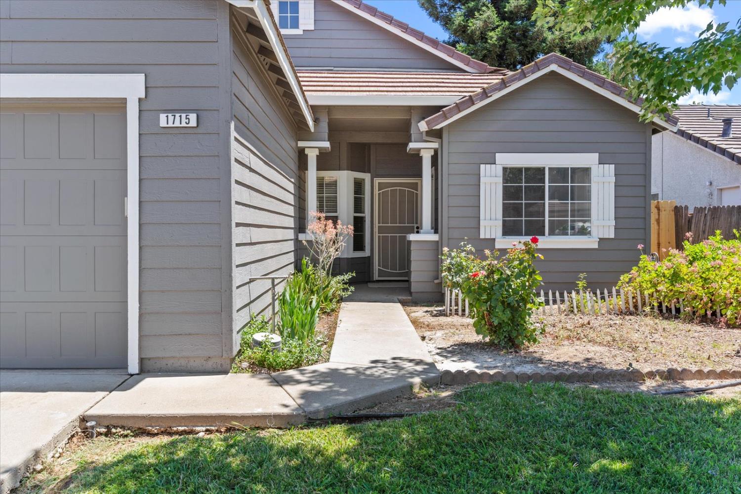 1715 Magnolia Drive