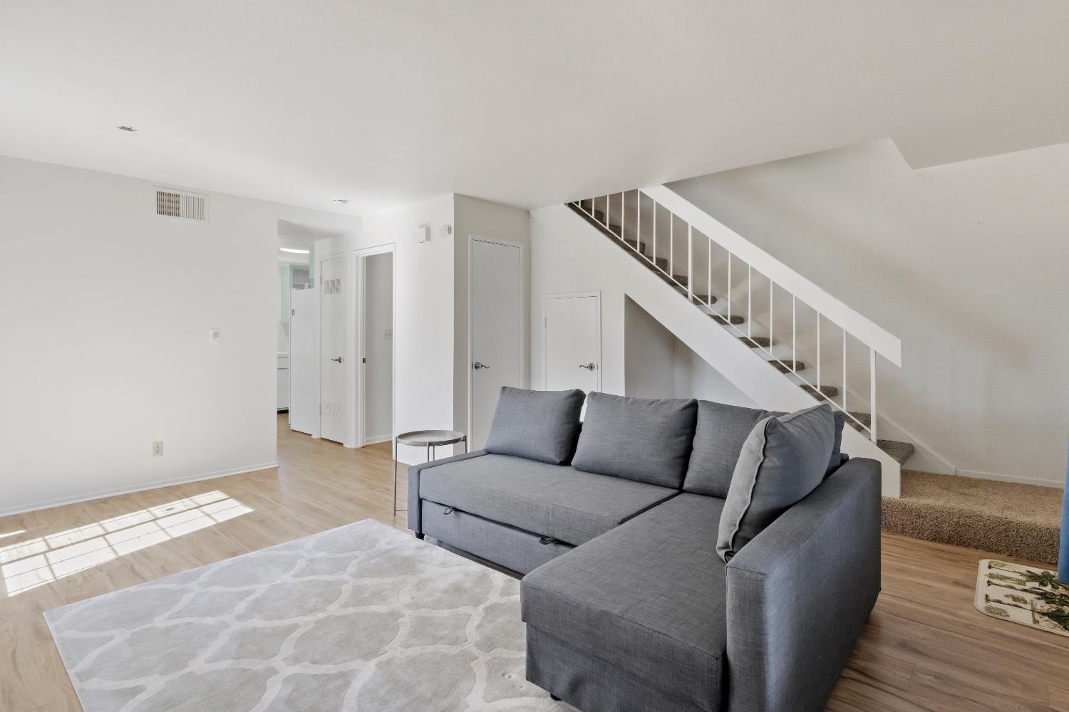 5213 Gibbons Drive