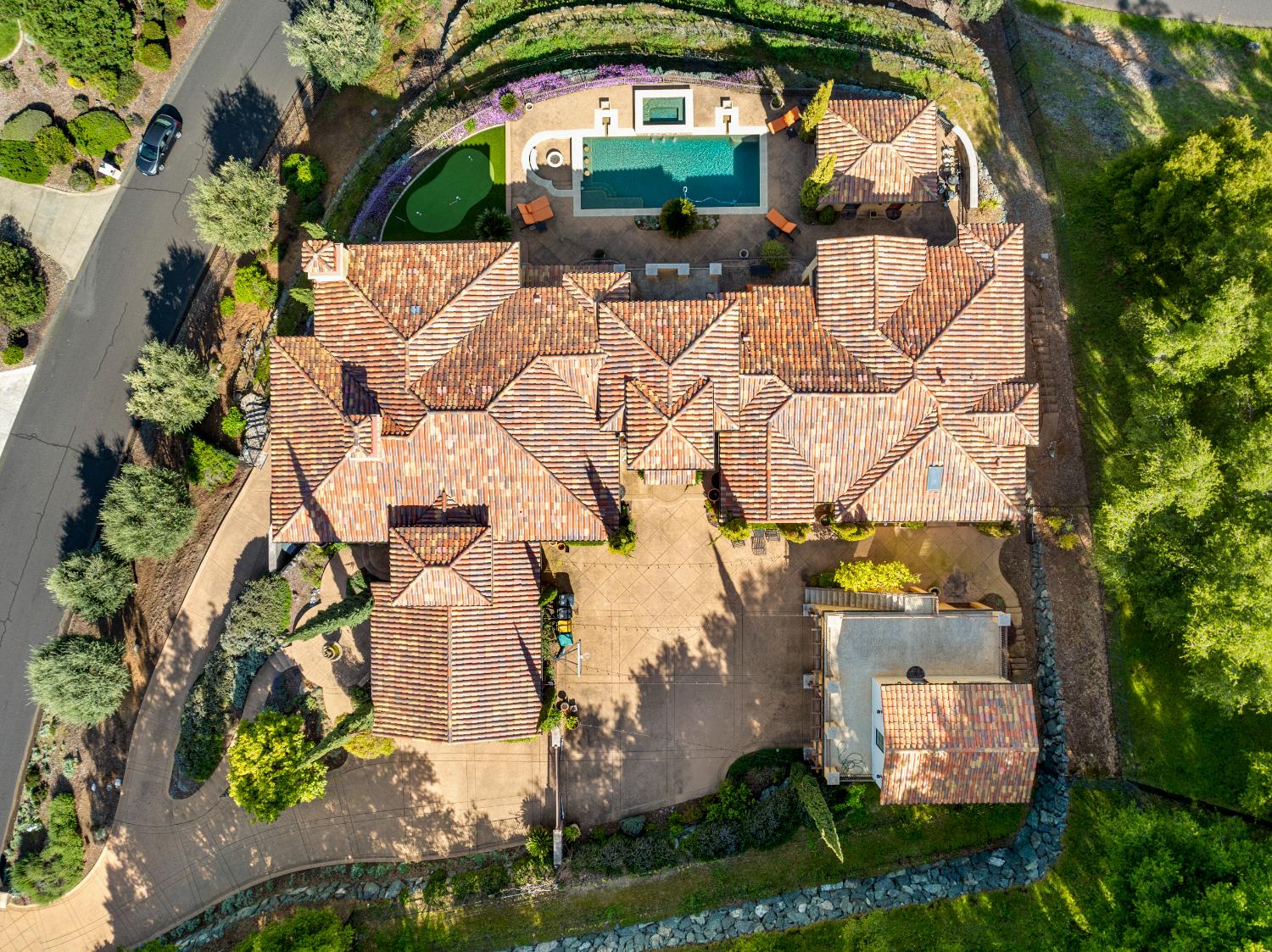 721 Shoreline Pointe