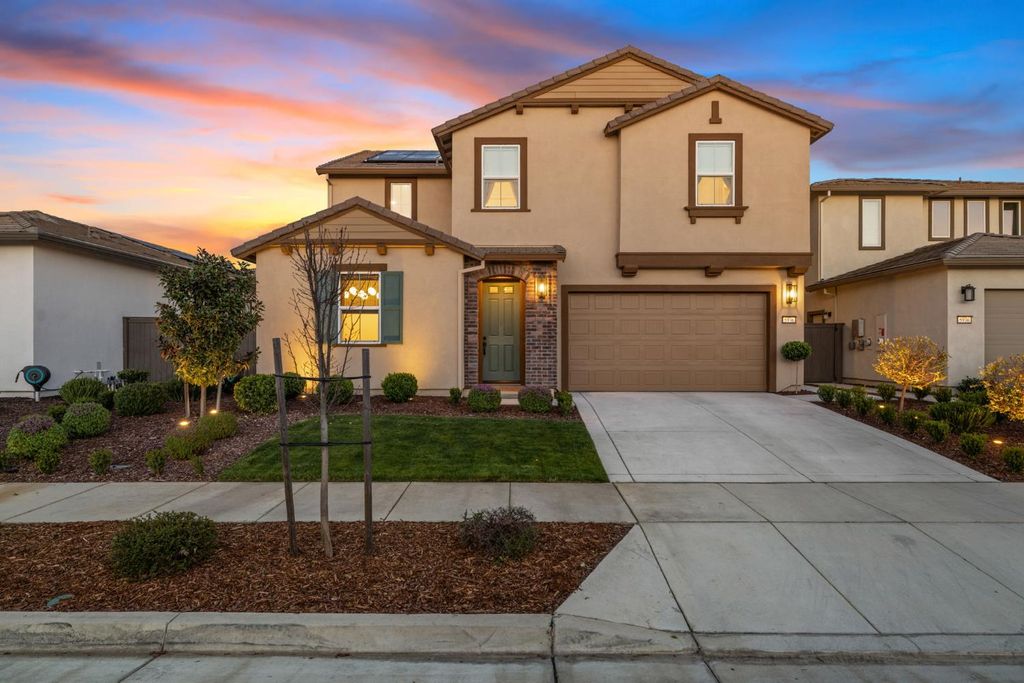 Photo of 5936 Rosalee Street, Sacramento, CA 95835 (MLS # 226035290)