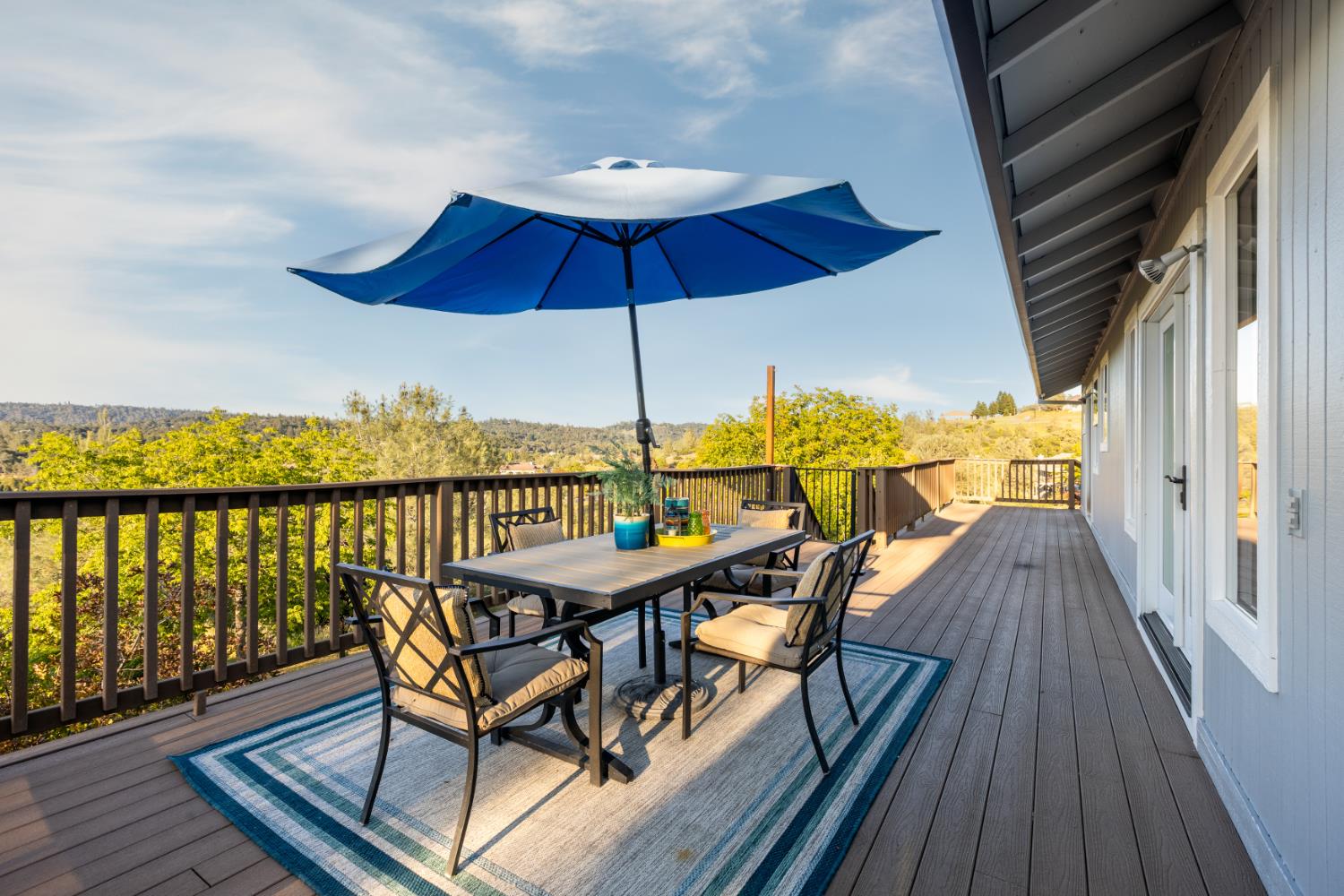 3027 Saddle View Court