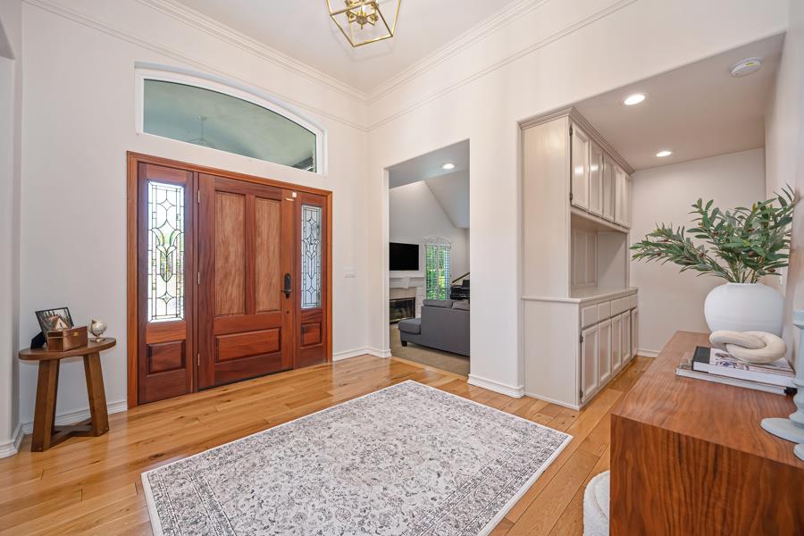 8530 Quail Oaks Drive