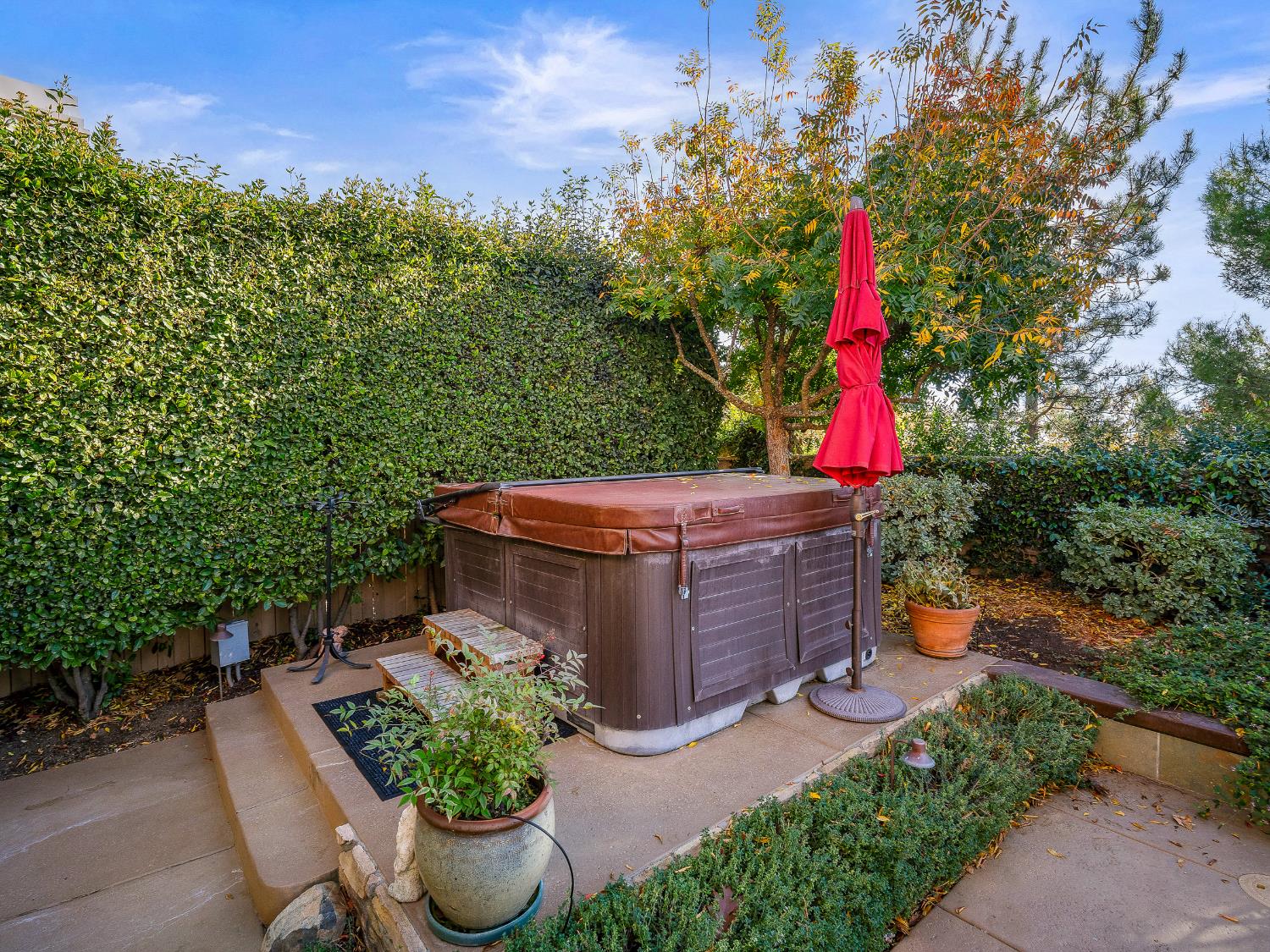 El Dorado Hills, California 95762, United States, 3 Bedrooms Bedrooms, ,3 BathroomsBathrooms,Residential,Active,242713