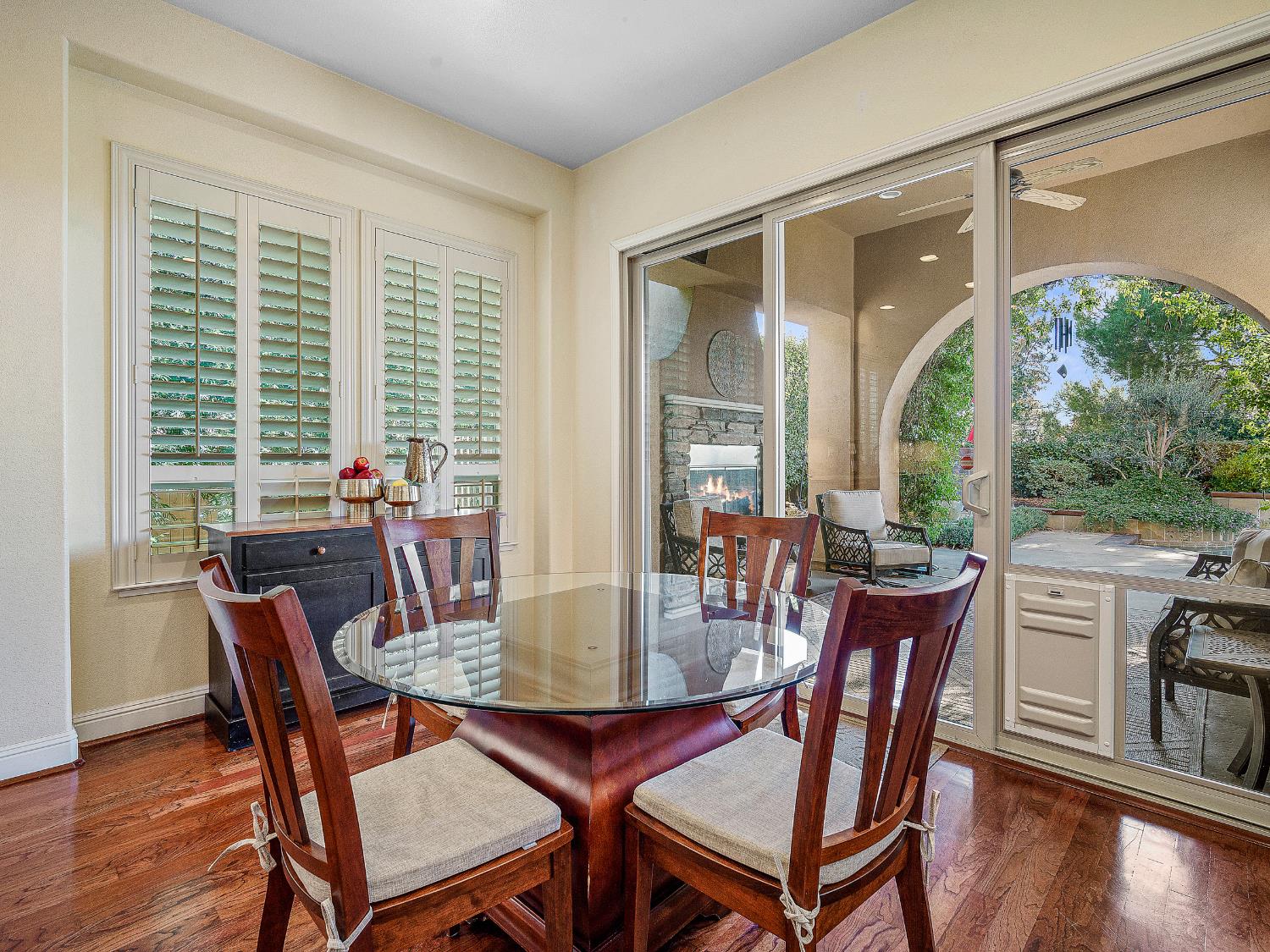 El Dorado Hills, California 95762, United States, 3 Bedrooms Bedrooms, ,3 BathroomsBathrooms,Residential,Active,242713