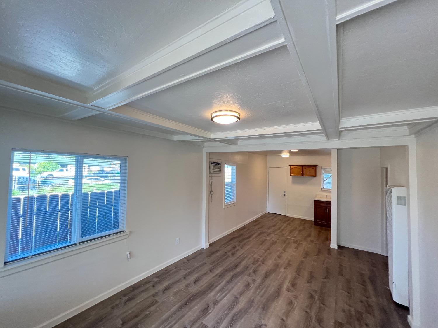 Stockton, California 95206, United States, 2 Bedrooms Bedrooms, ,1 BathroomBathrooms,Residential,Active,121391