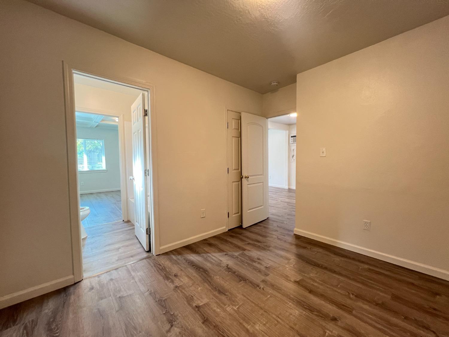 Stockton, California 95206, United States, 2 Bedrooms Bedrooms, ,1 BathroomBathrooms,Residential,Active,121391