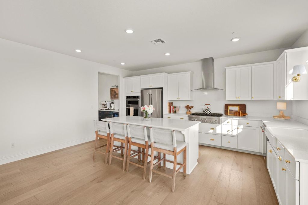 Photo of 1469 Minories Drive, Plumas Lake, CA 95961 (MLS # 226014796)