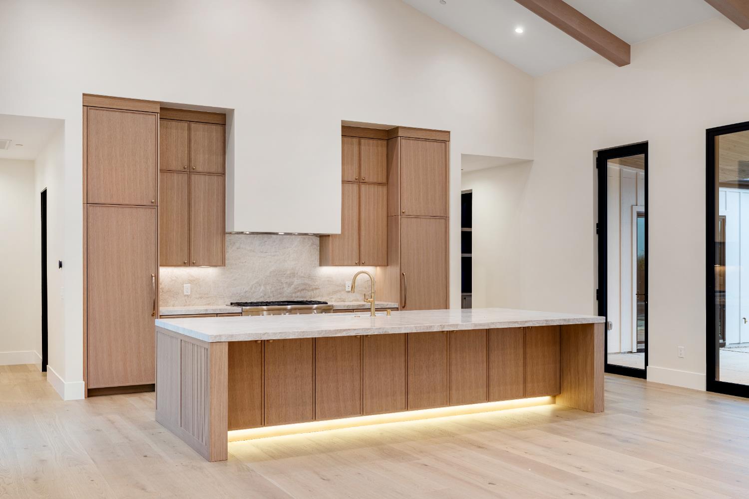 6980 High cliff Road