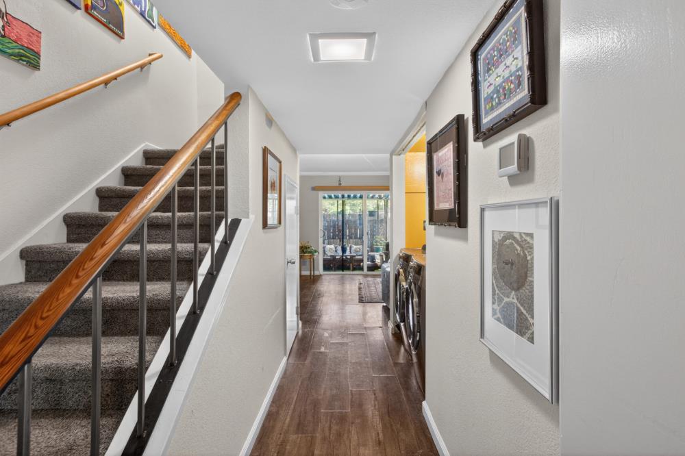 3554 Larchmont Square Lane