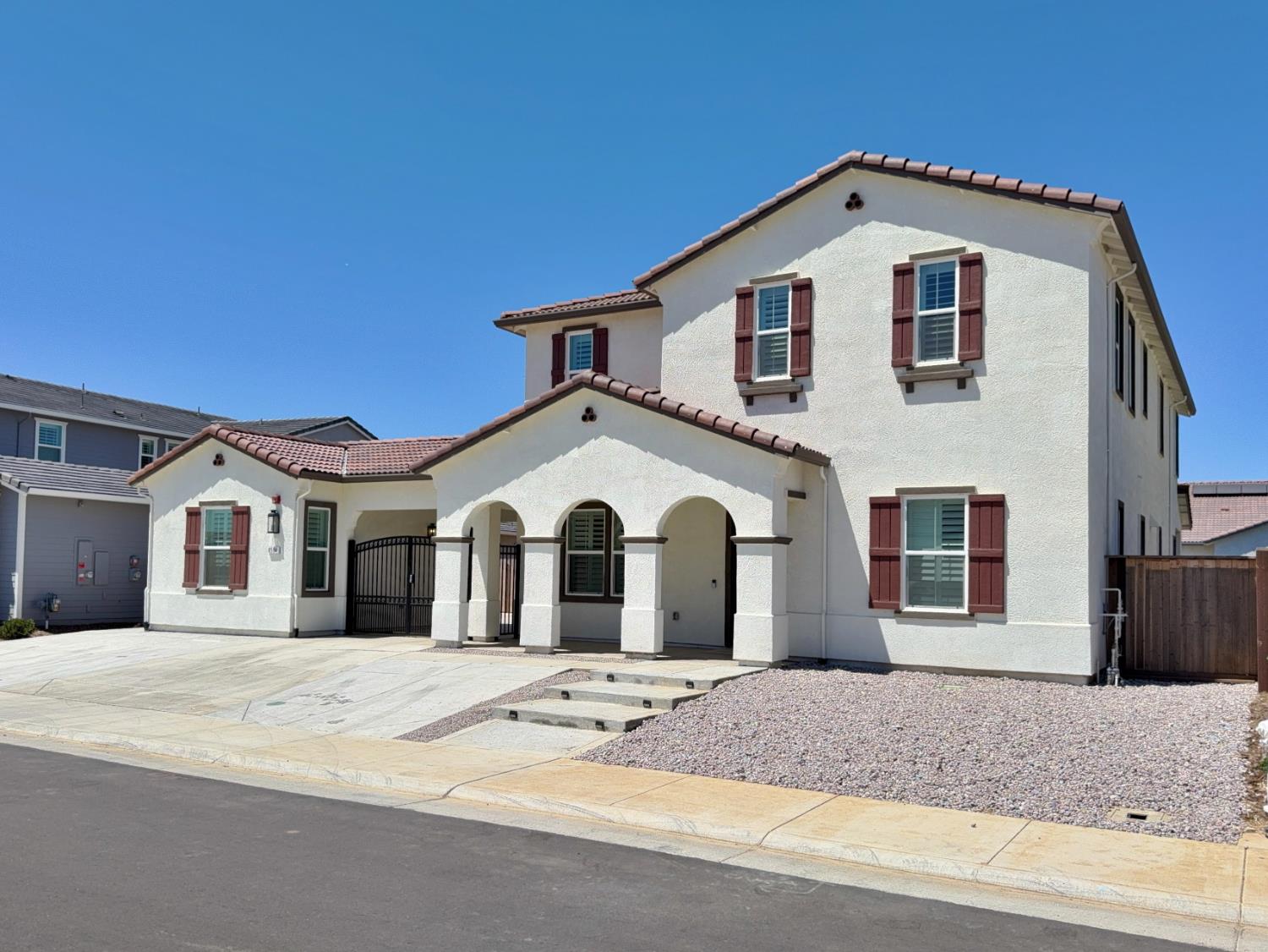 8594 Sona Way