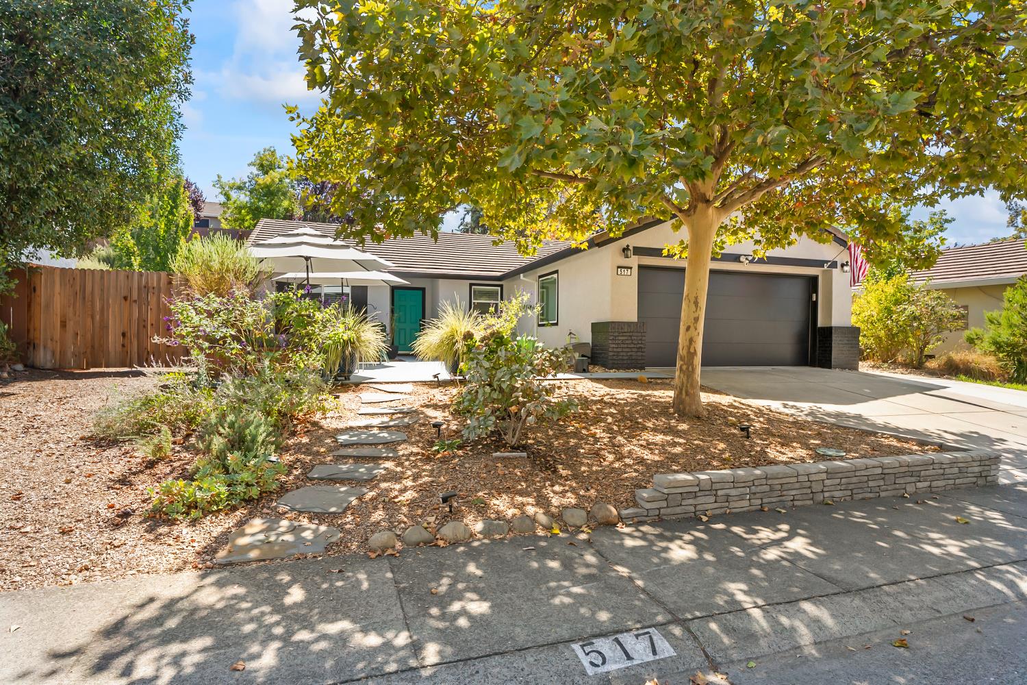 517 Fisher Circle