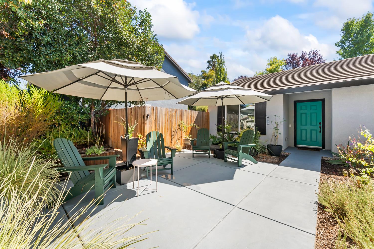 517 Fisher Circle